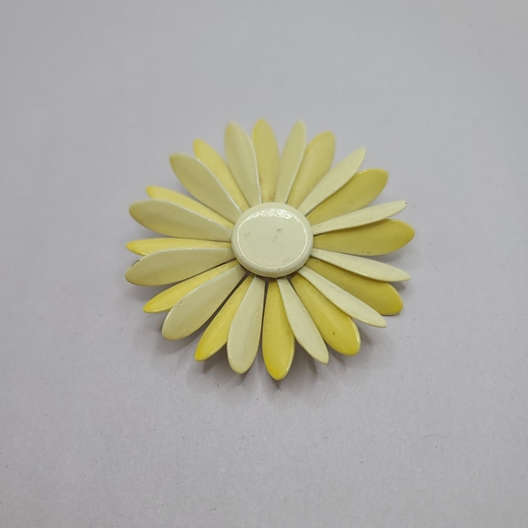 Jewelry - Vintage Yellow Enamel Flower Pin Brooch